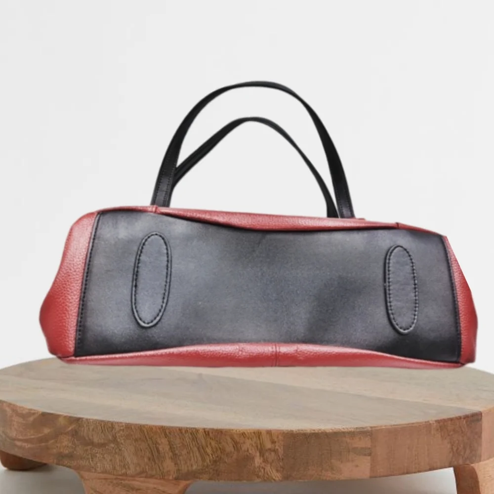 Cluci Gold Signature High Quality Vegan Leather Shoulder Bag